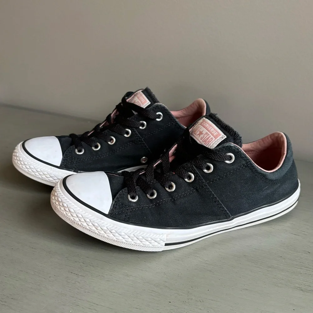 Converse All Star Chuck Taylor Madison Ox Black Pink Sneakers Girls Sz 5 Retro